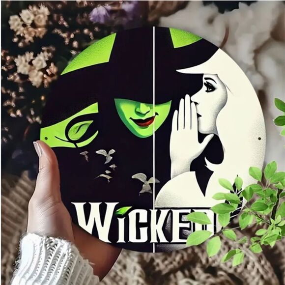 Wicked Round Metal Sign Plaque Wizard of Oz Witch Fly Decor - Picture 1 of 3